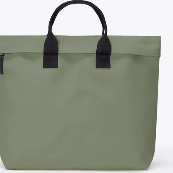 new w/out tag - Eliza Bag - Ucon Acrobatics (in vibrant sage green) main image 11